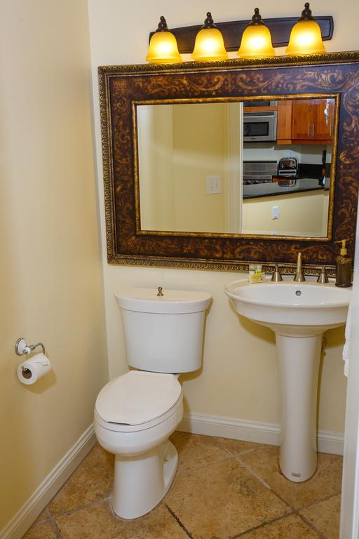 Key West Harbour Oceanfront Suites Szoba fotó