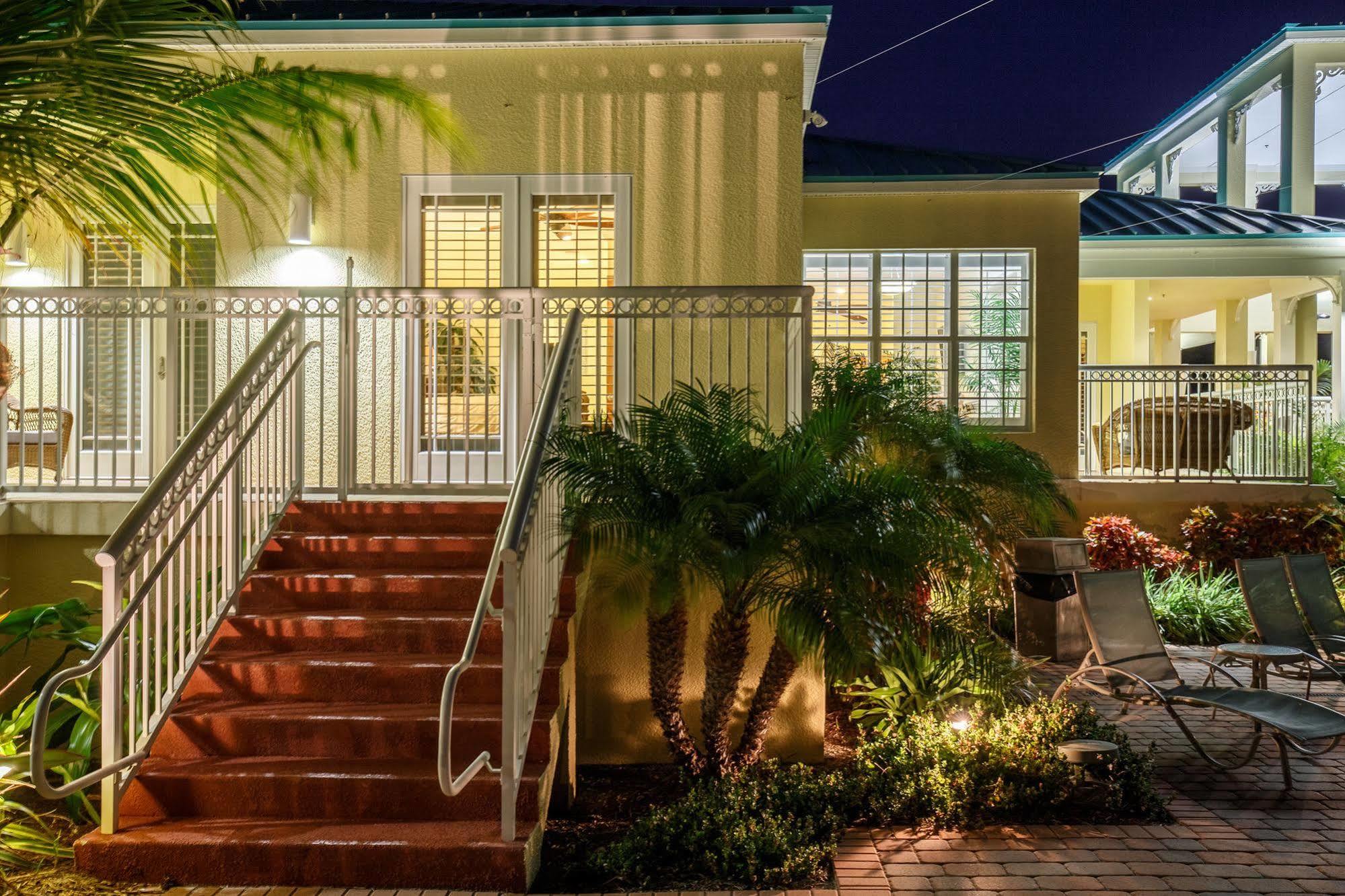 Key West Harbour Oceanfront Suites Kültér fotó